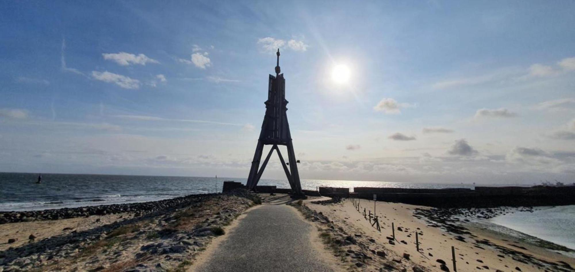 Ferienwohnung Mit Seeblick Und Schwimmbadnutzung In Cuxhaven Exterior photo