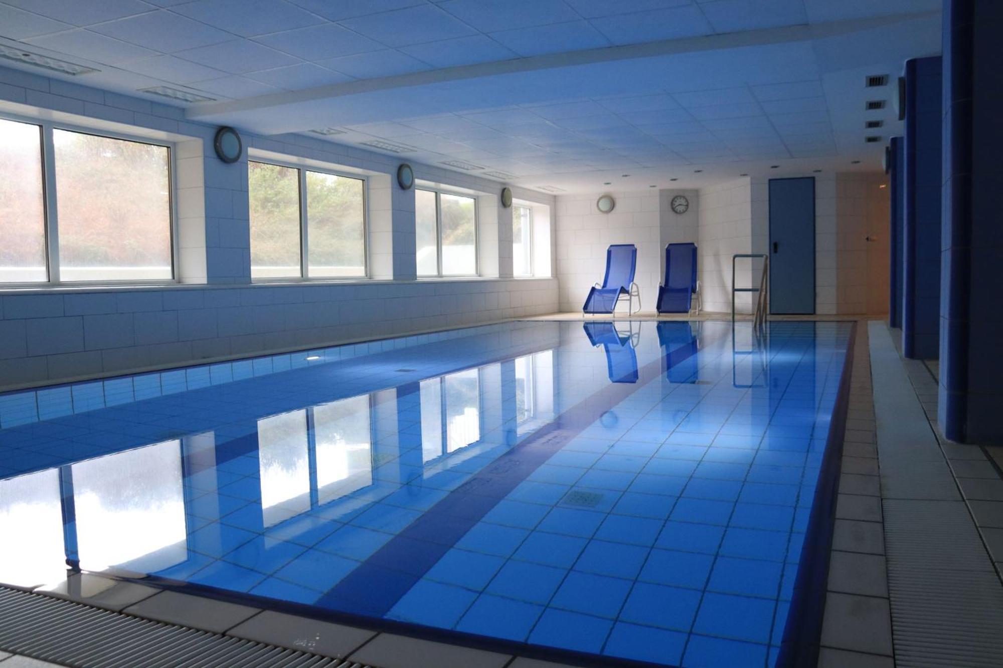 Ferienwohnung Mit Seeblick Und Schwimmbadnutzung In Cuxhaven Exterior photo